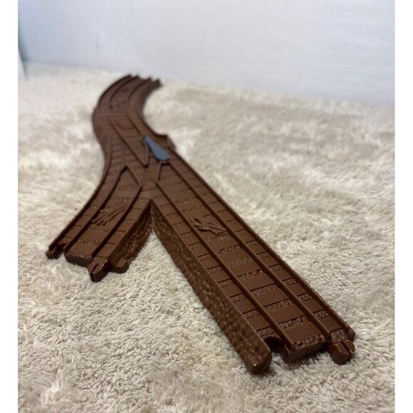 Thomas & Friends Zip Zoom Logging Trackmaster Switch Track Curve #2 Brown Mattel - Picture 4 of 5